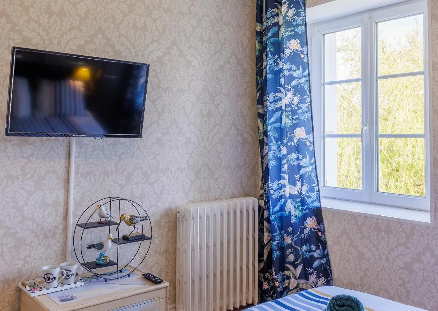 Arveil Hotel Plomeur 0*,