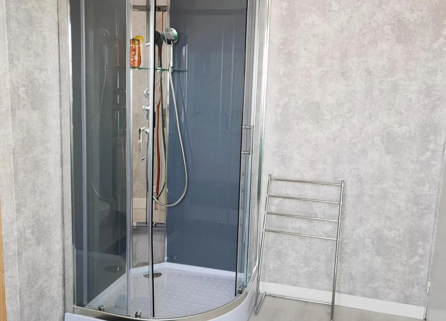 Arveil Hotel Plomeur 0*,  France